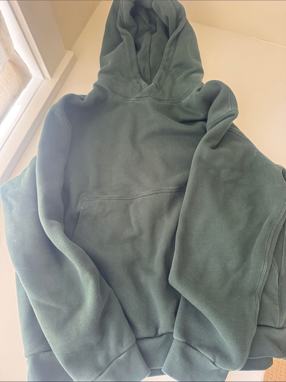 Lululemon sweatshirt